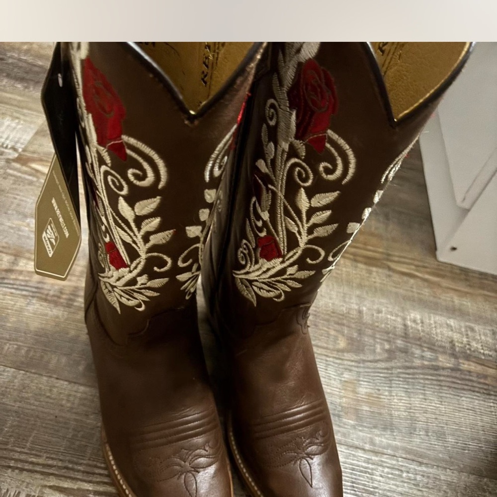 Brown Embroidered Cowboy Boots